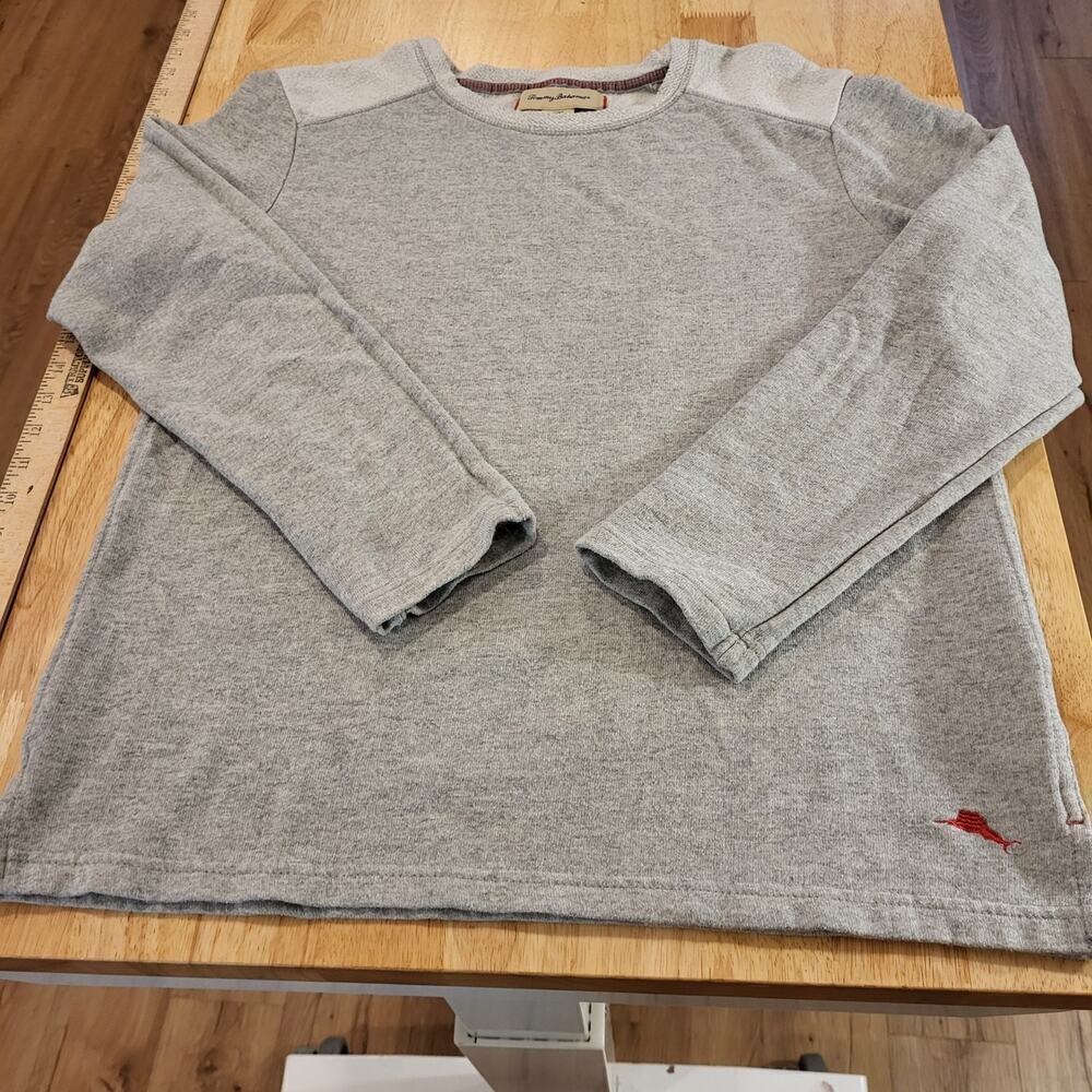 Tommy Bahama Gray Patch Shoulder Pullover Sweatshirt Medium Long Sleeve